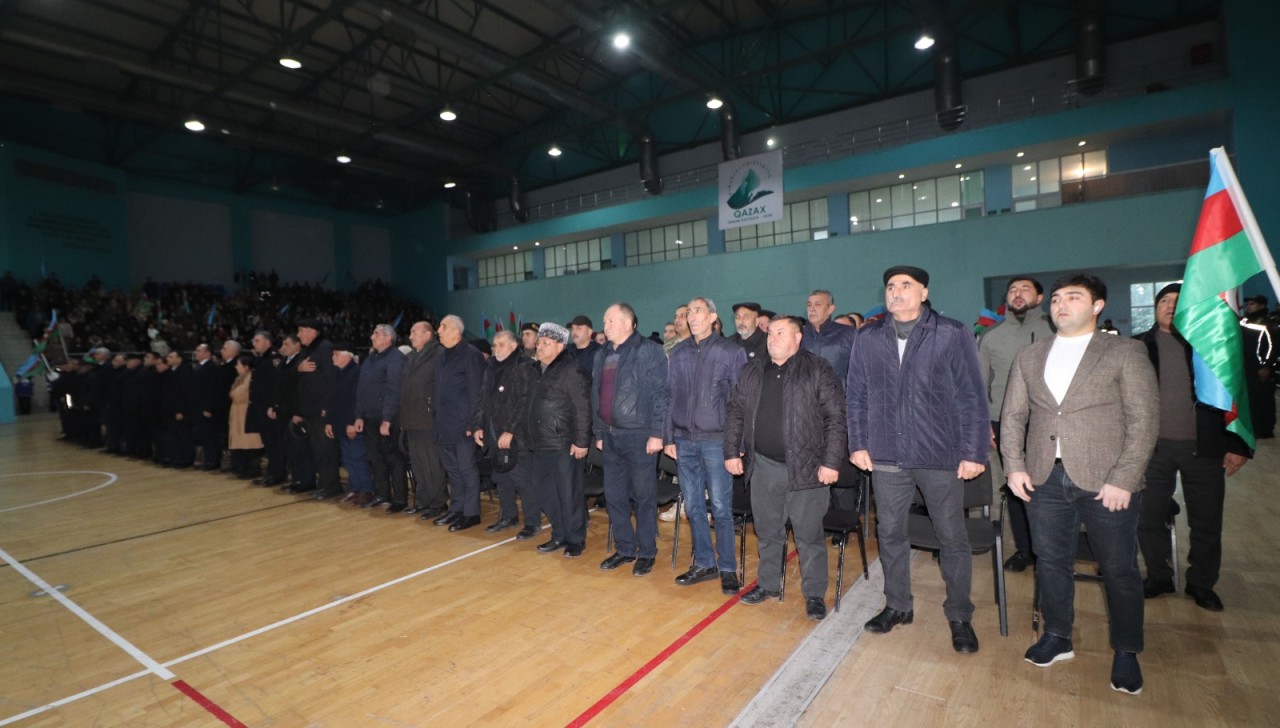 Qazaxda “Birlik və Həmrəyliklə yeni ilə doğru” adlı bayram tədbiri keçirildi - FOTOLAR